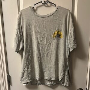 Beautiful Sunflower Graphic Tee - Gray